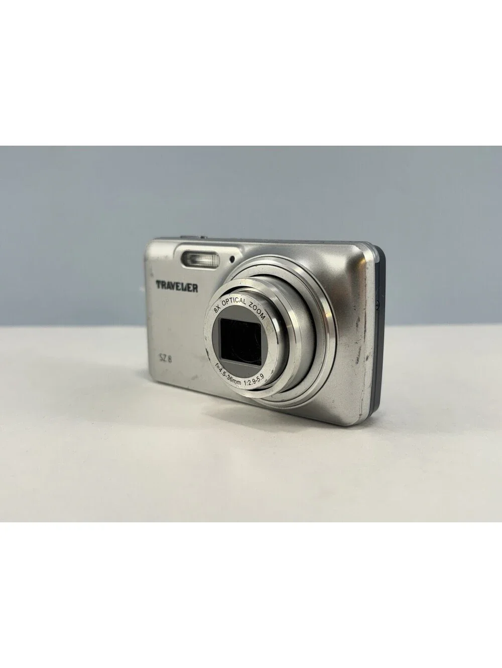 Traveler SZ 8 16.0 MP Digital Camera Silver - Parts / Repair Only - Loose Lens